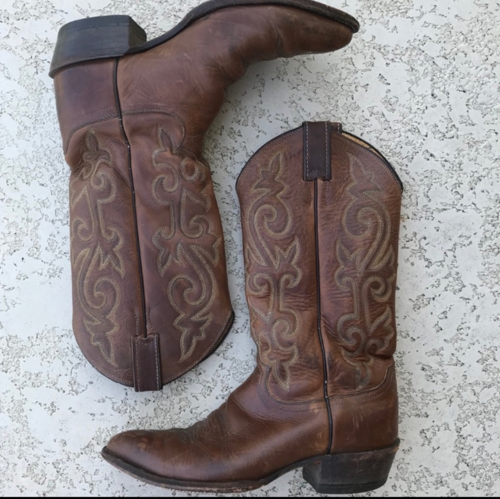 JUSTIN Brown Leather Cowboy Boots With Stitching